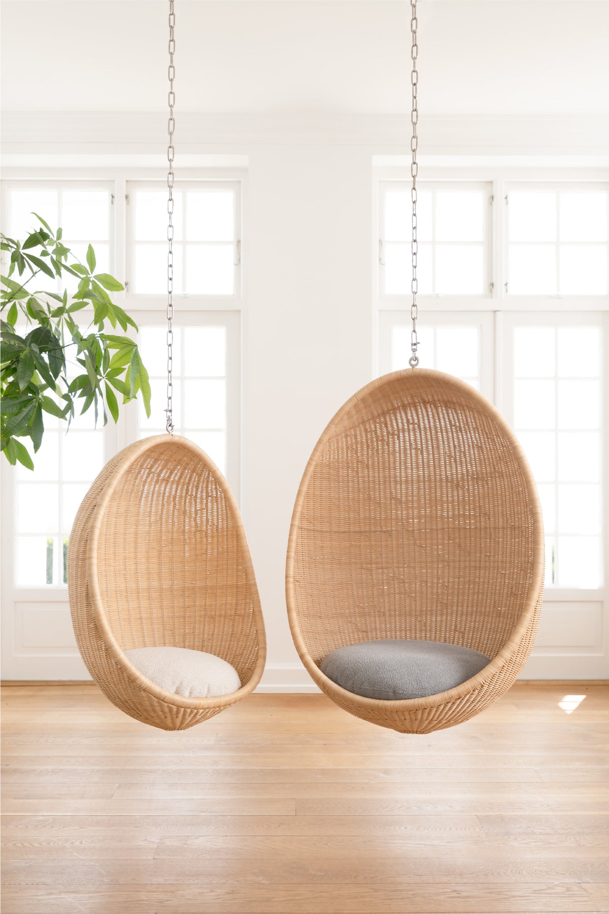 Chaise suspendue œuf Junior par Sika