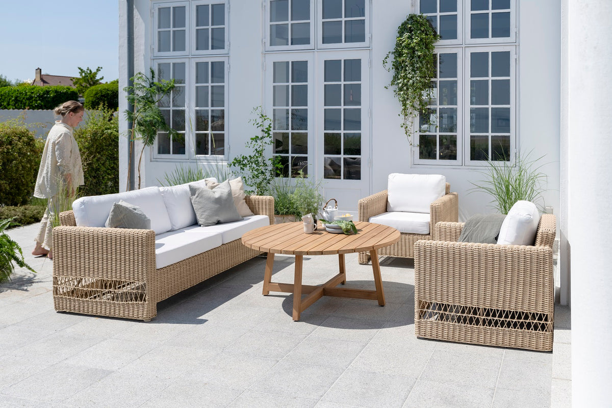 Table basse Victor en teck Ø120 par Sika