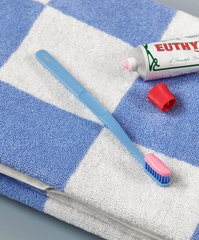 Tann Toothbrush by Hay