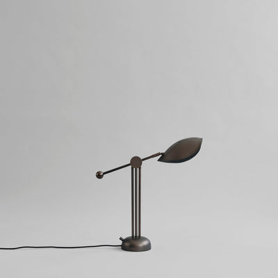 Stingray Table Lamp - Bronze by 101 Copenhagen