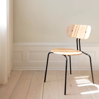 Curious Chair by Umage