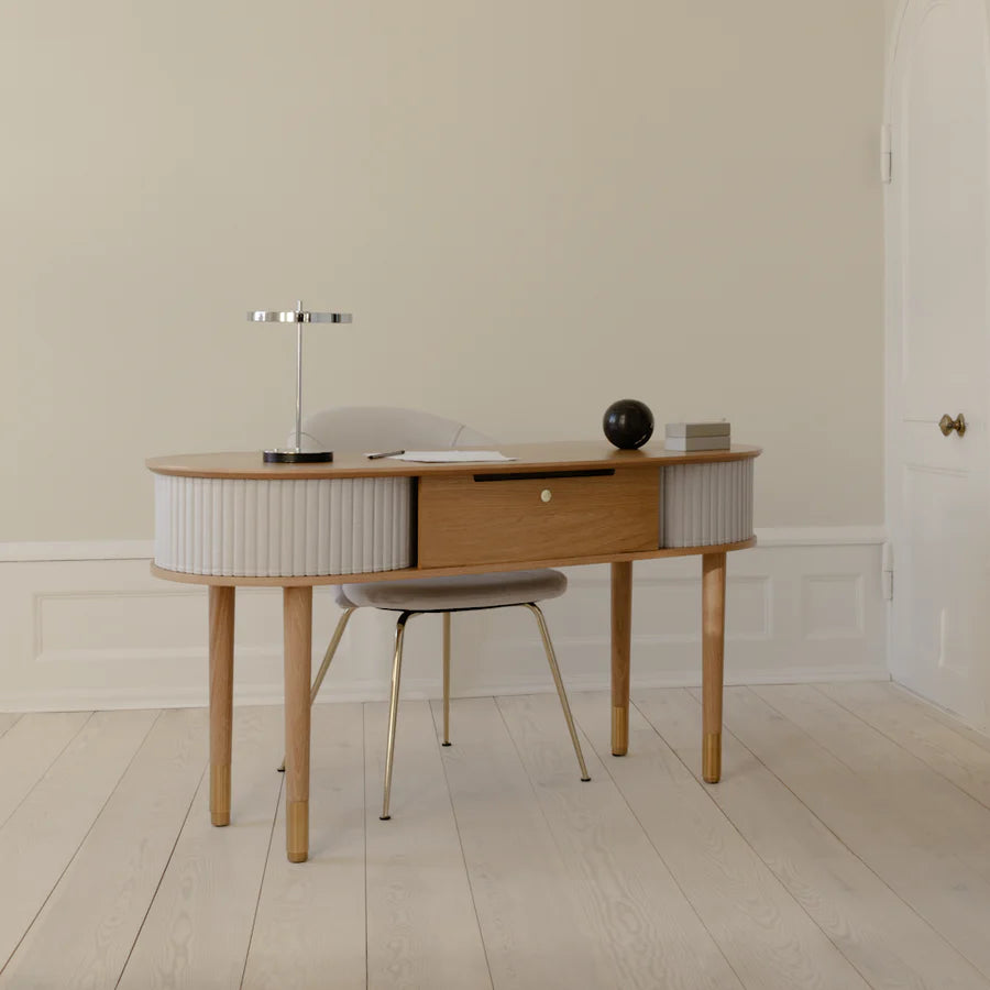 Audacious Desk by UMAGE