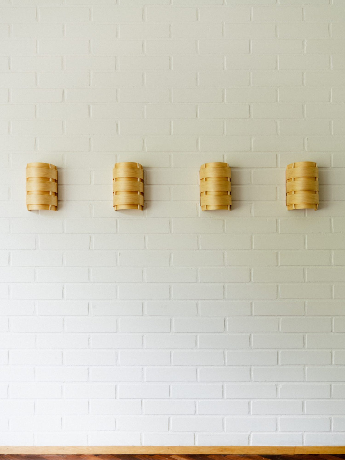 1004 Hans Wall Light Lifestyle 02