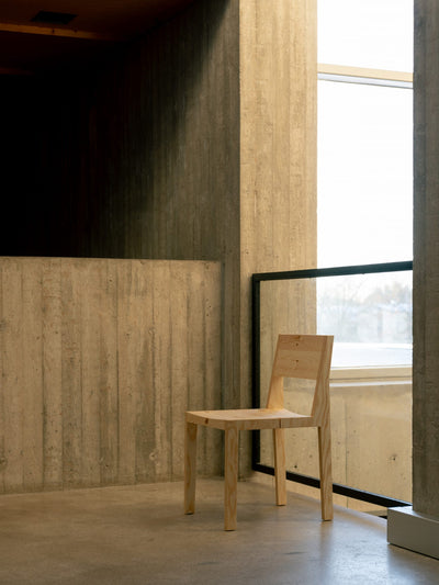 016 Chaise de salle à manger Maasto par Vaarnii