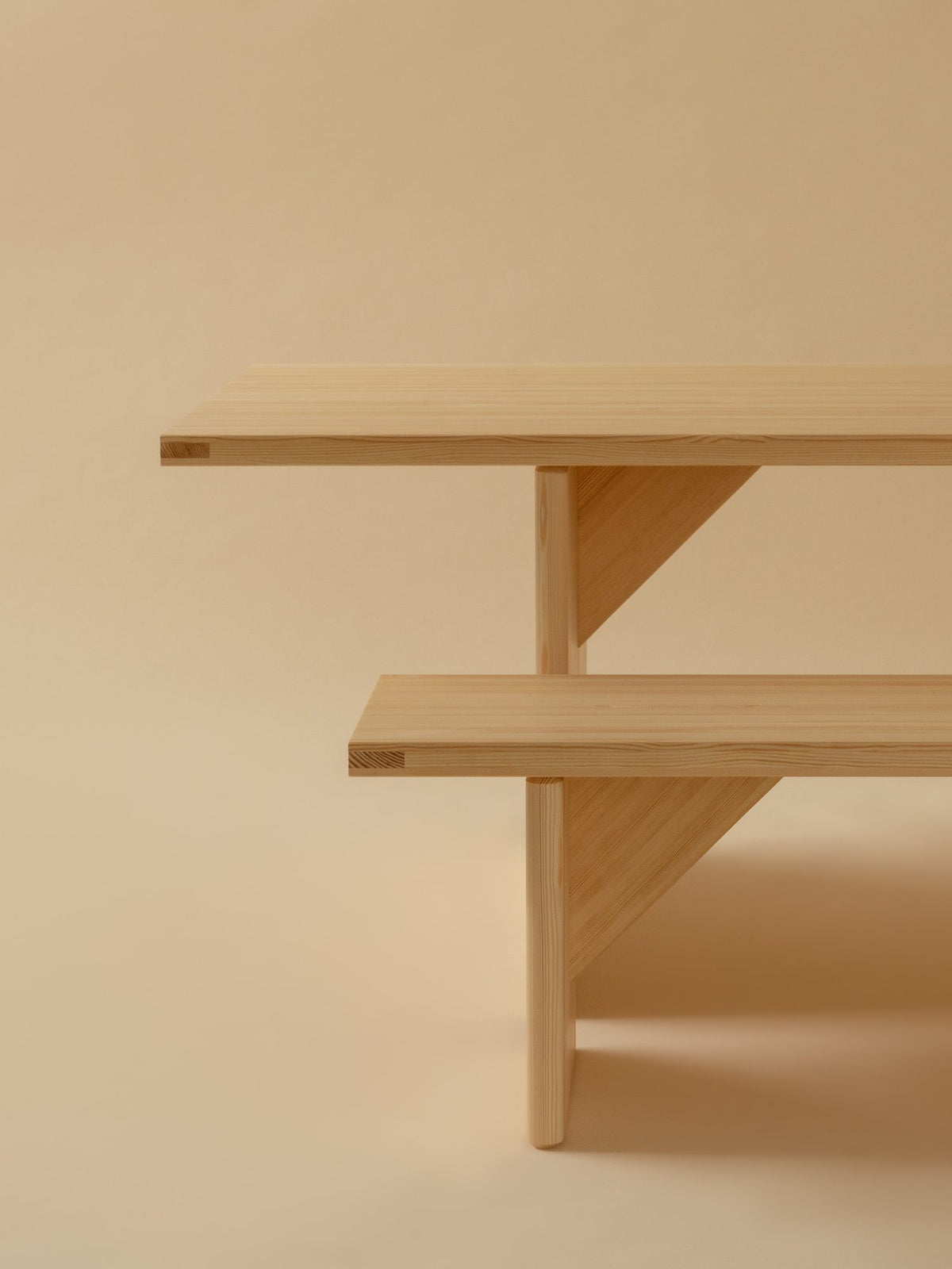012 Kolmio Dining Table Lifestyle 02