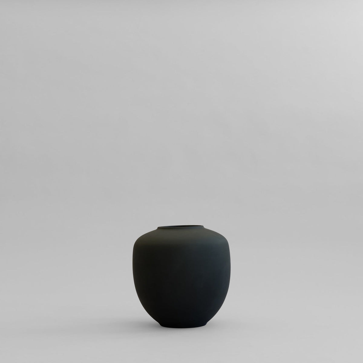 Sunao Vase, Medio - Black by 101 Copenhagen