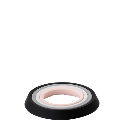 Set of four Rig-Tig PLACE-IT trivets, Ø 13 cm, durable silicone accessories for protecting surfaces from hot dishes.