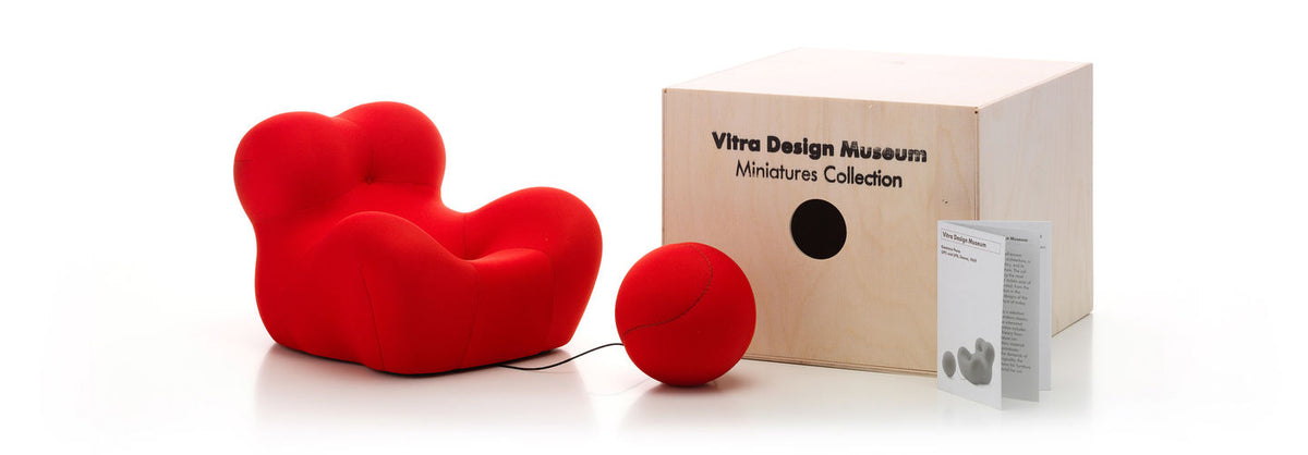 La Mama / La Mamma from the Miniatures Collection by Vitra