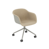 Base pivotante de fauteuil en fibre avec. Roulettes – Rembourrage avant par Muuto 
