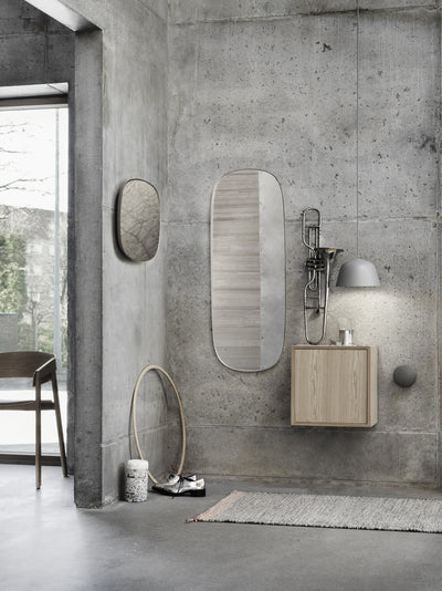 Miroir encadré par Muuto