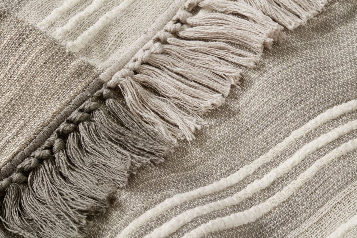 Cardiff Collection Tal0002 AL Grey / Ivory Throw by Amber Lewis × Loloi