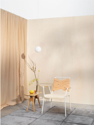 Petite table Arco par Design House Stockholm