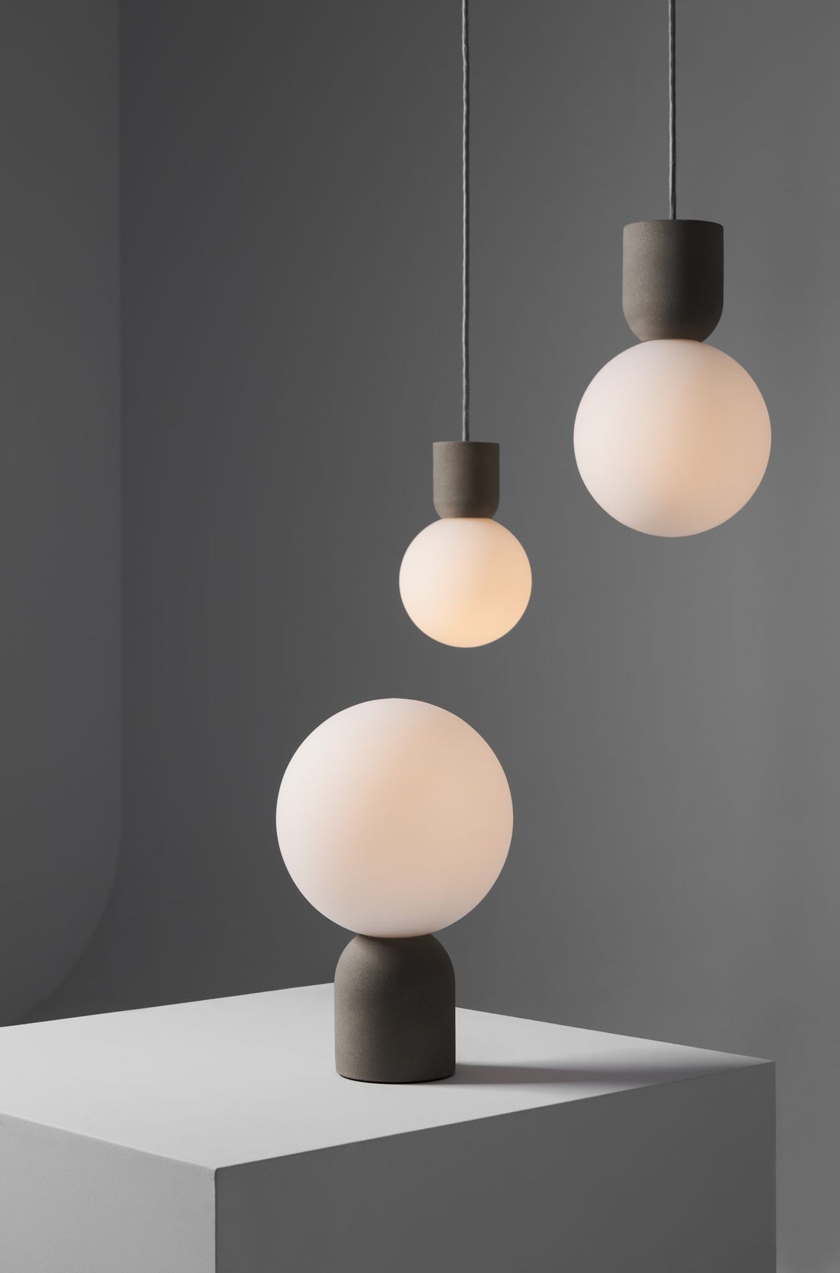 Lampe de table Castle Glo par Seed Design