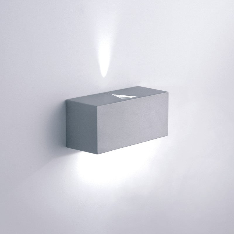 Mini D9 Rectangle Wall Light by ZANEEN design