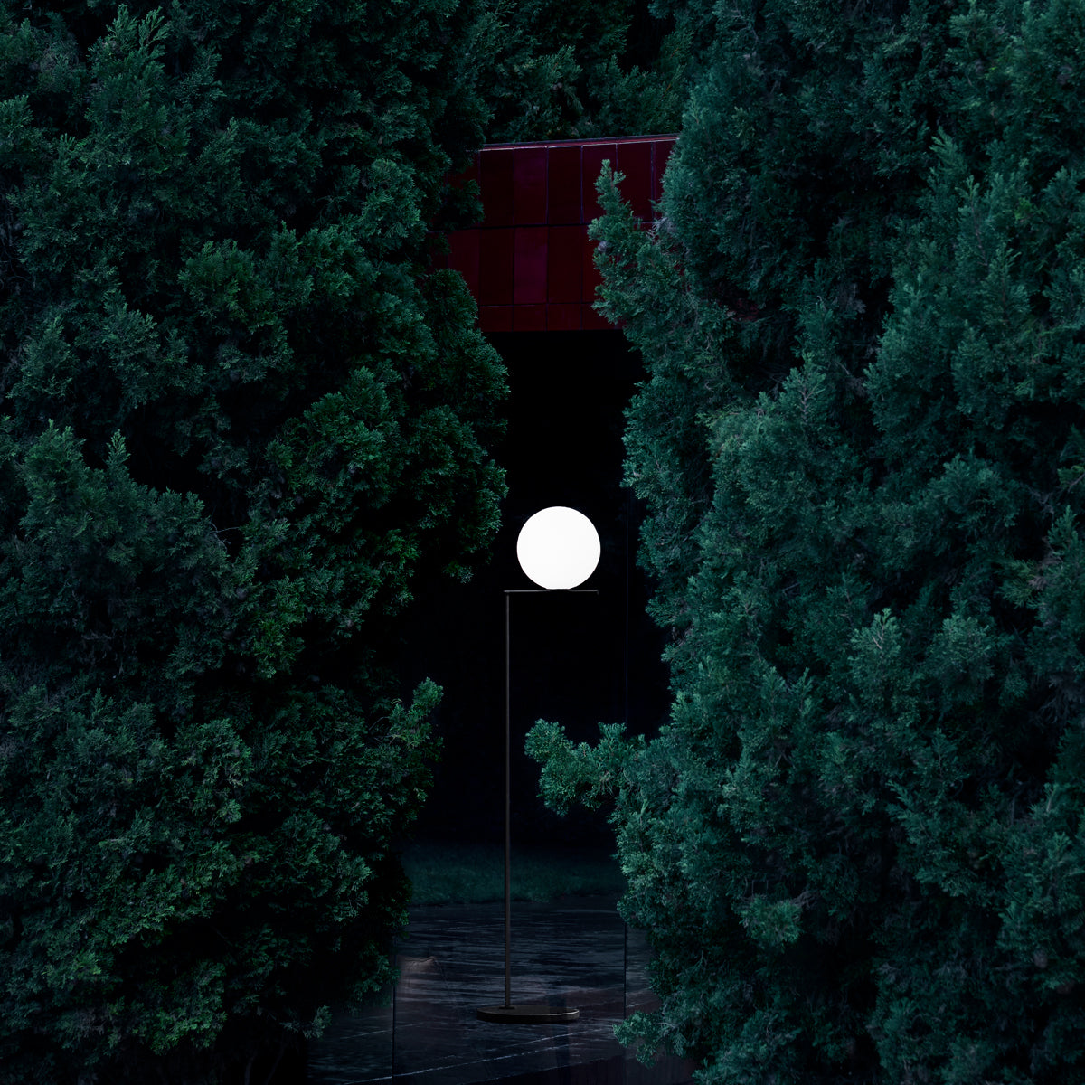 Flos IC Lights Floor outdoor lighting fixture with sleek modern design and diffused illumination for exterior spaces