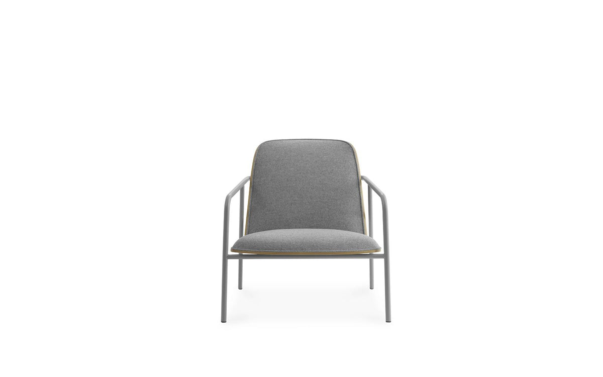 Chaise longue à dossier bas Pad (cadre en acier gris) par Normann Copenhagen