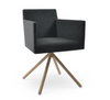 Chaise pivotante Harput Stick Arm par Soho Concept