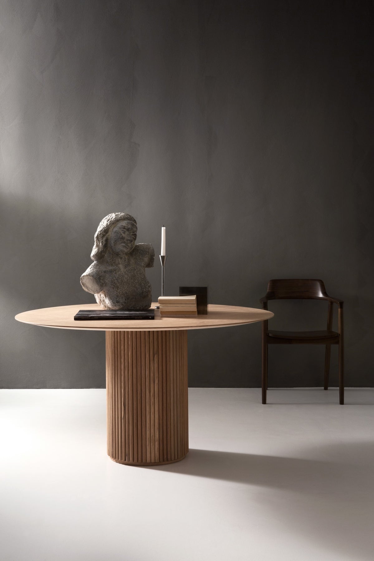 Table Palais Royal par Asplund