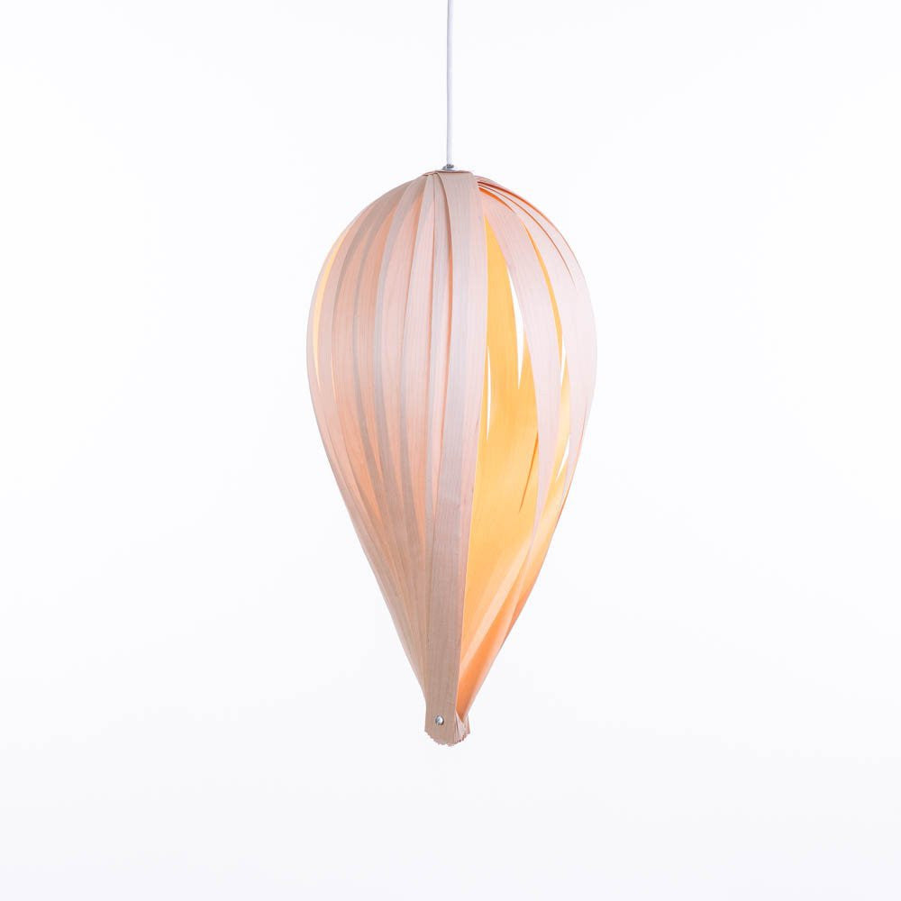 Suspension Cry Baby 24" par Atelier Cocotte