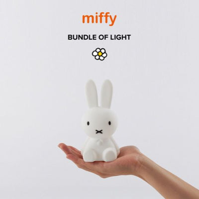 Miffy Bundle of Light par M. Maria