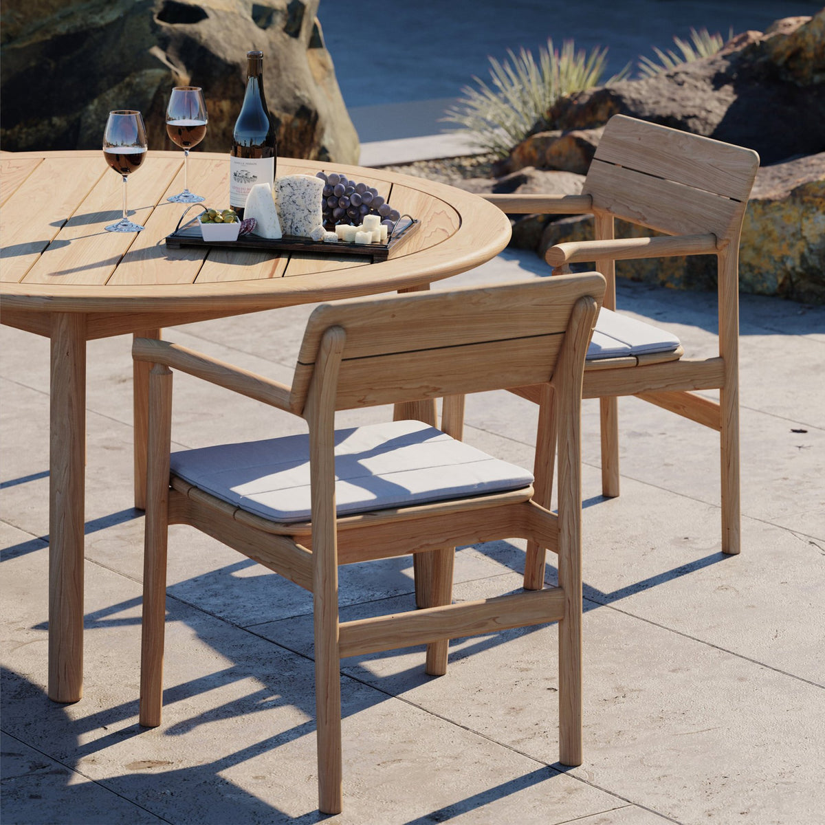 Tanso Round Table by Case