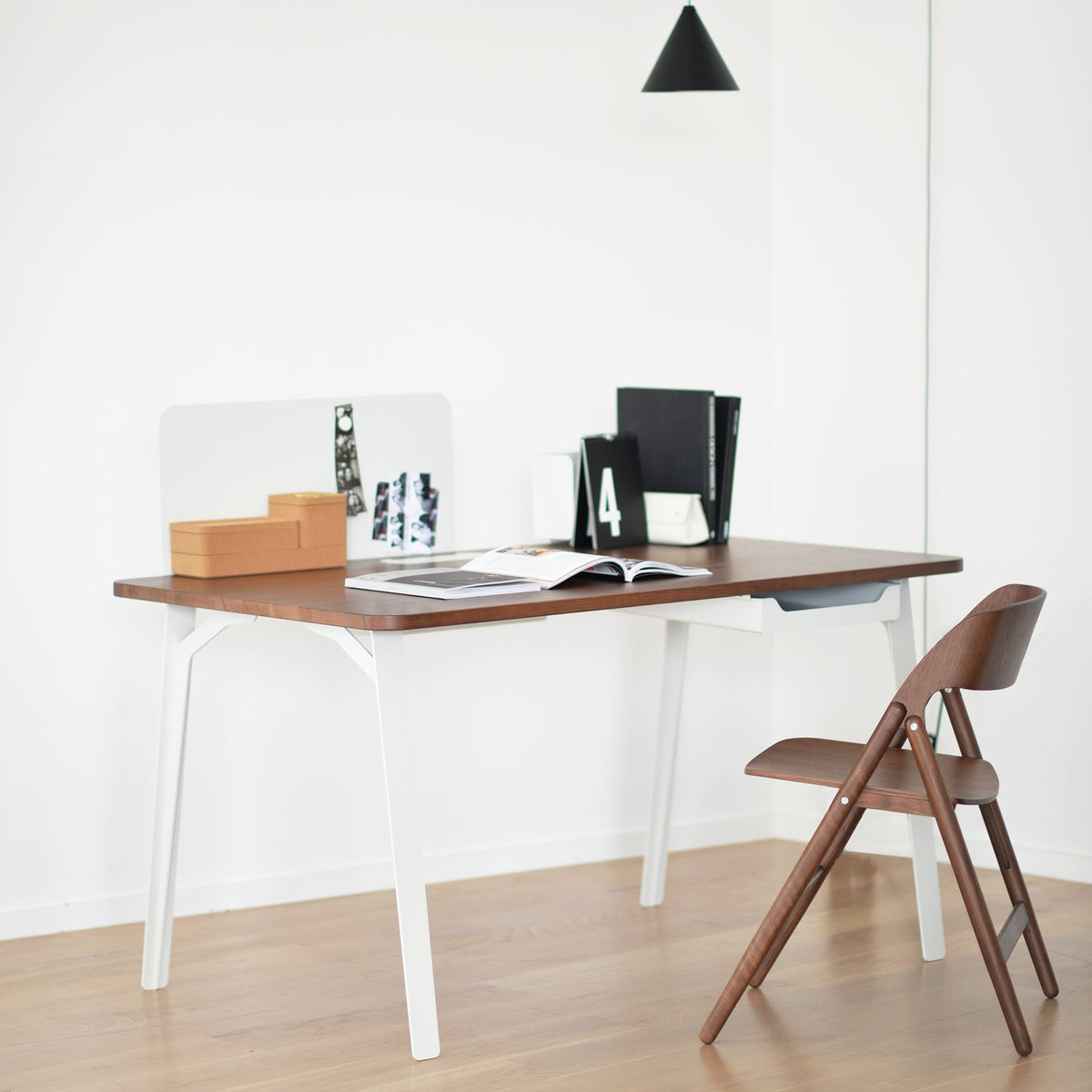 Mantis Desk by Case
