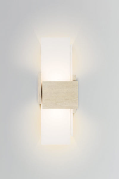Cerno Acuo wall sconce with oiled walnut finish and LED lighting, designed for modern interior lighting.