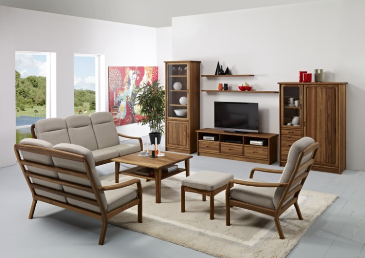 Easy Chair Highback by Dyrlynd