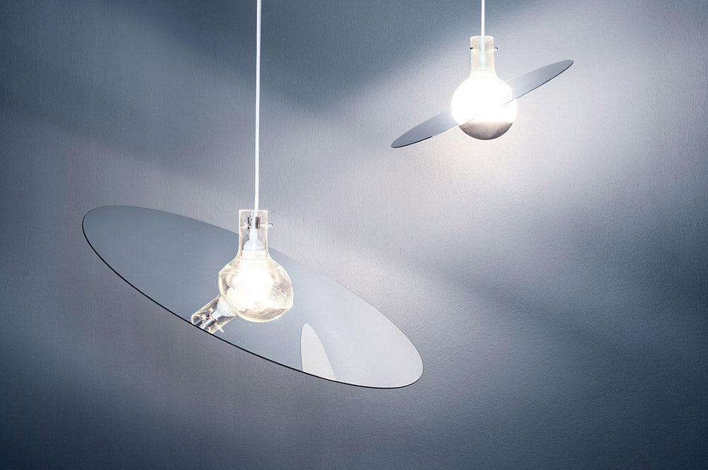 Split Lamp by Hyfen