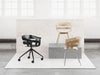 Chaise Wick et coussins par Design House Stockholm