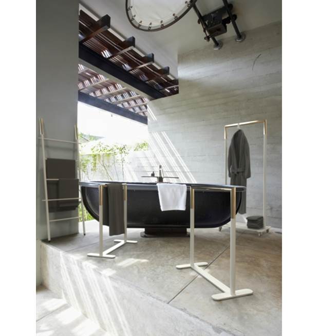 Bukto Table/Towel Stand by FROST