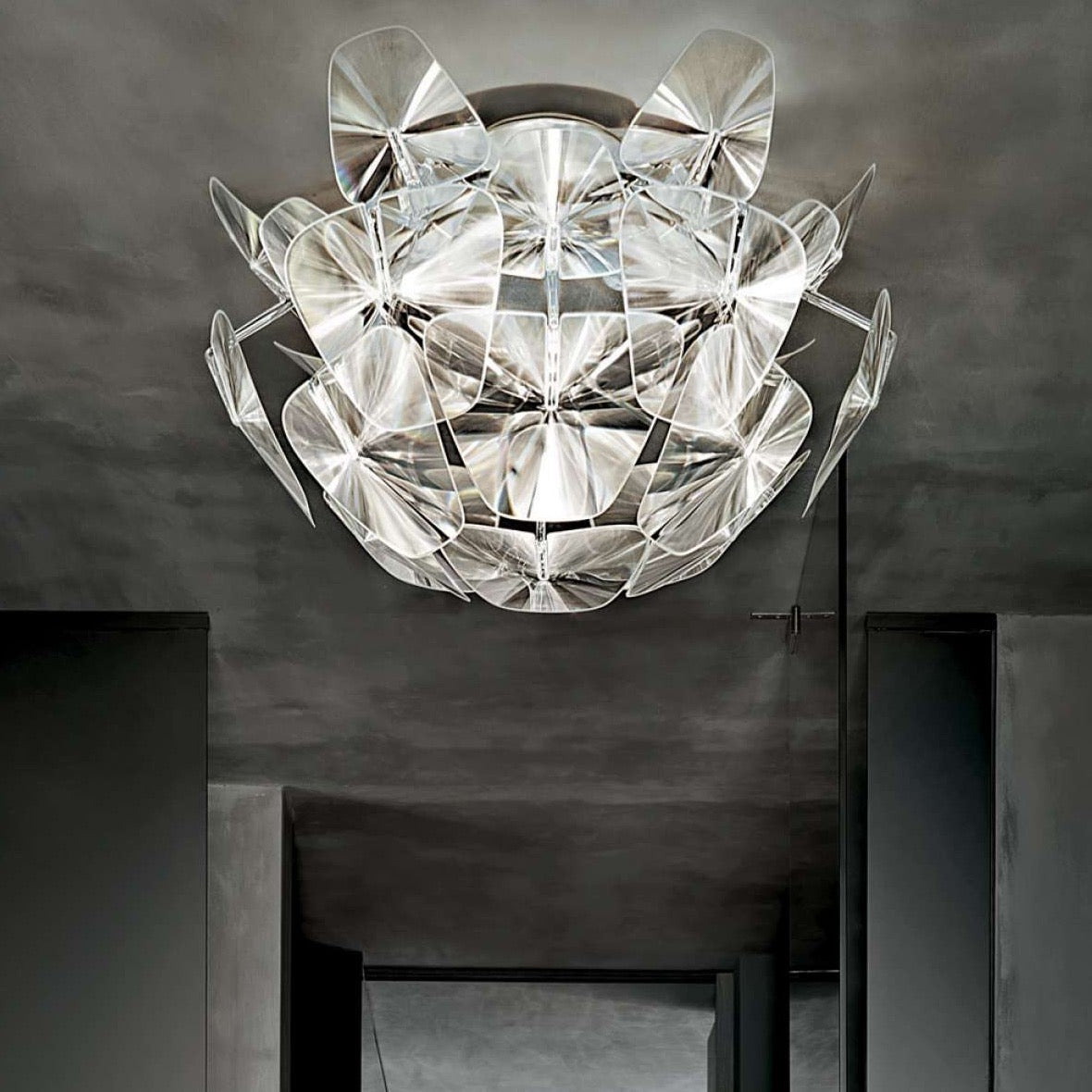 Hope ceiling lamp by Luceplan, modern lighting fixture with sleek design and diffused light for contemporary interior decor.
