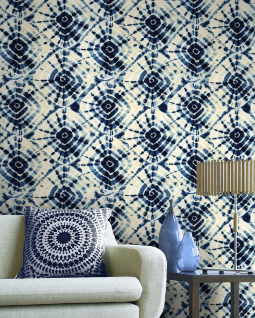 SHIBORI SWIRLS Wallpaper by Mindthegap