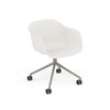 Base pivotante de fauteuil en fibre avec. Roulettes – Shell par Muuto