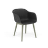 Fauteuil Fiber Base Bois – Shell par Muuto