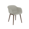 Fiber Armchair Wood Base – Rembourrage avant par Muuto 