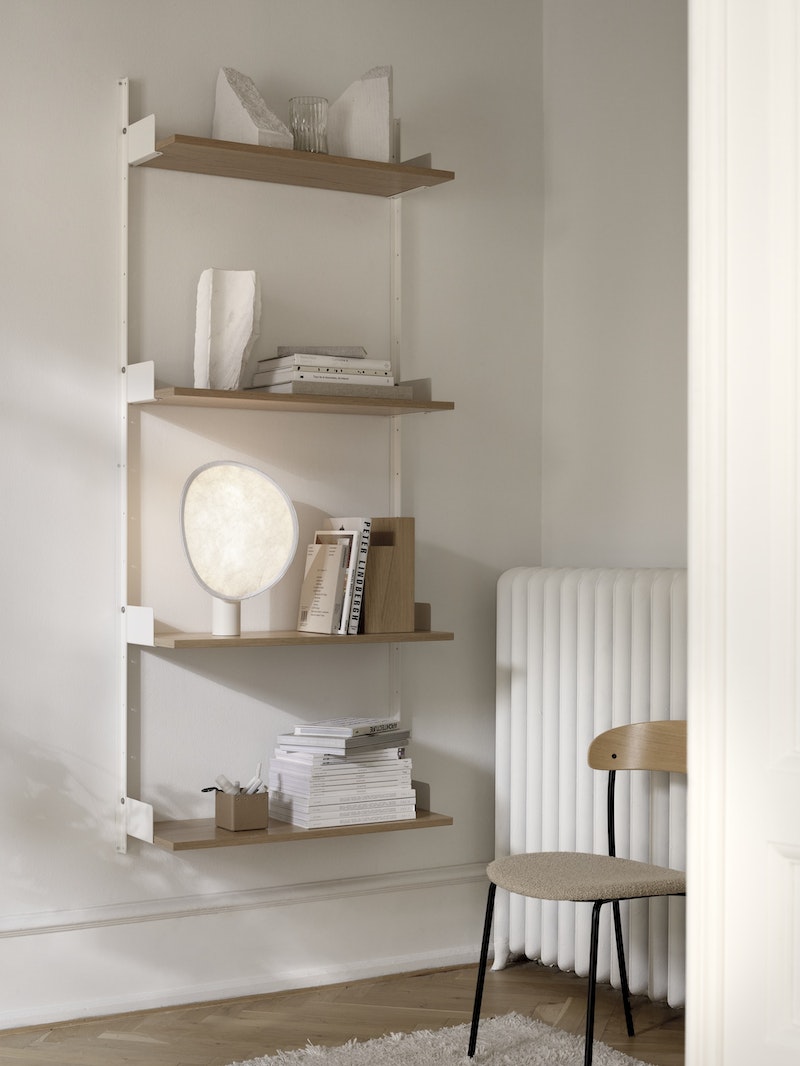 Wall Shelf 1900 by New Works