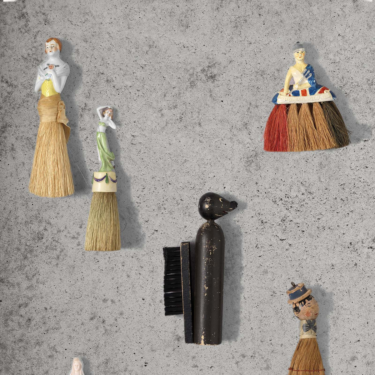 DRO-05 Brooms wallpaper by Daniel Rozensztroch for NLXL