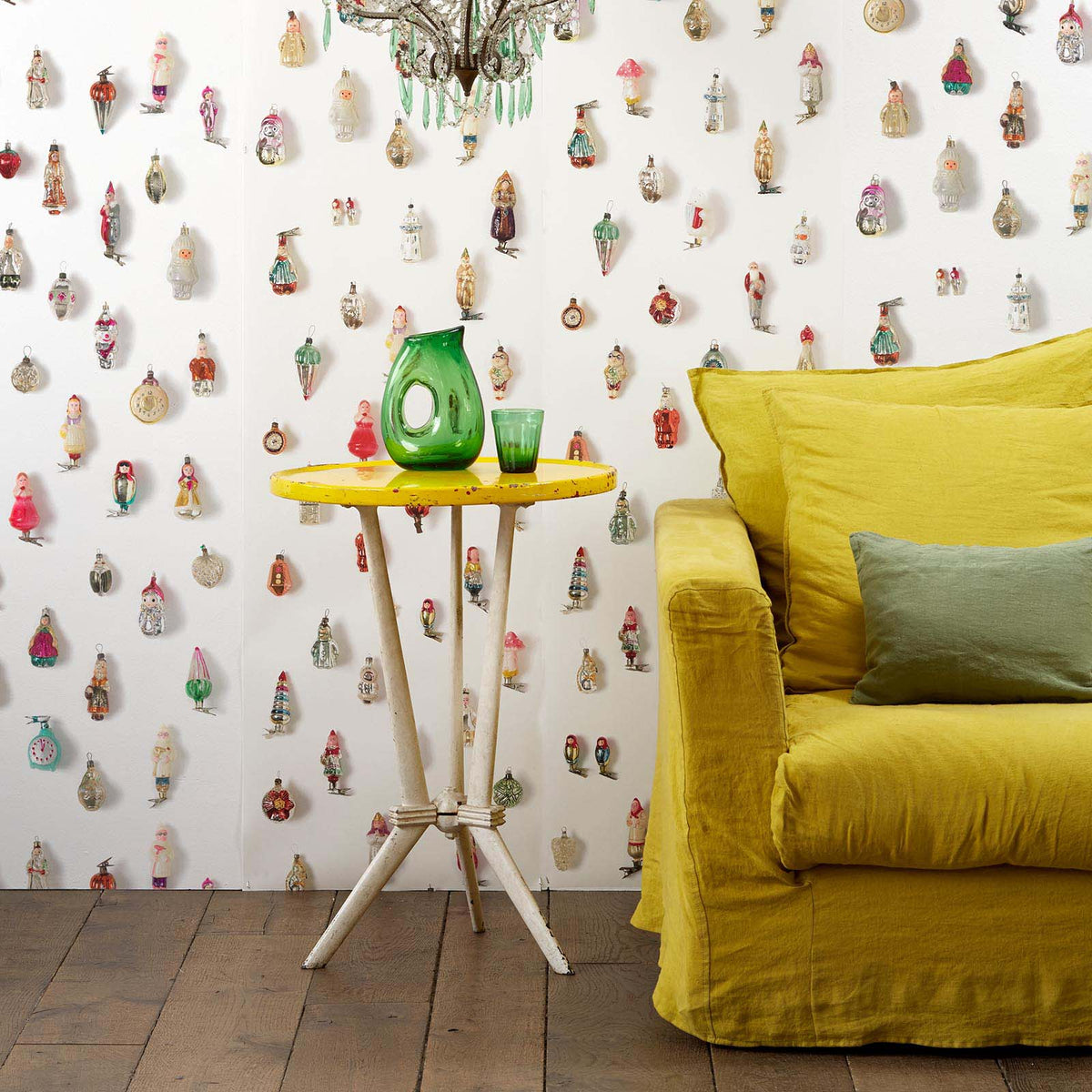 DRO-08 Christmas wallpaper by Daniel Rozensztroch for NLXL