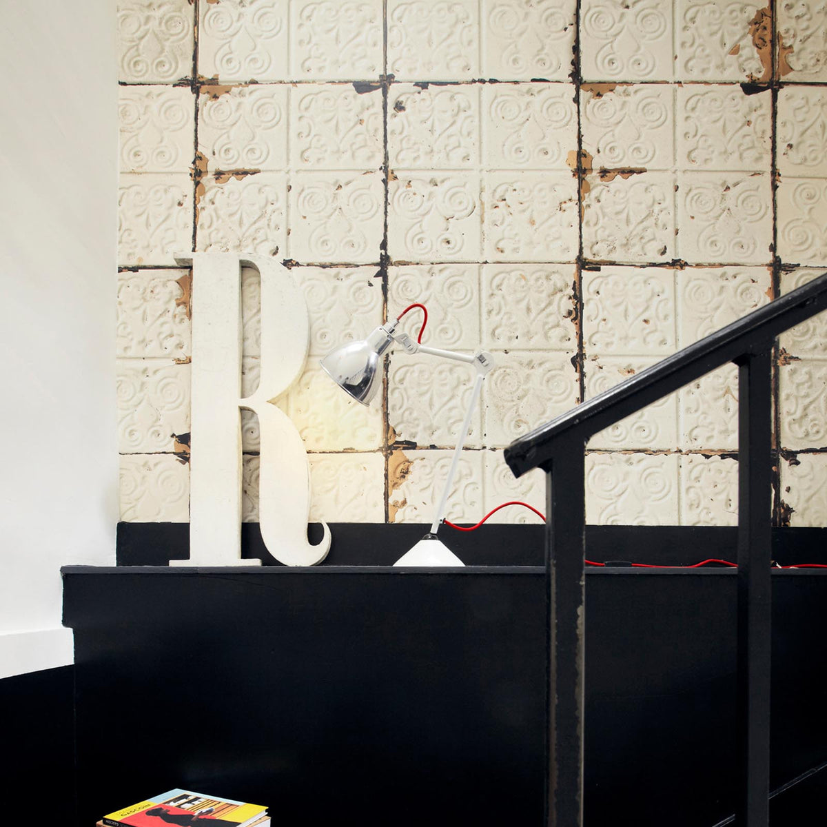 TIN-02 Off White Brooklyn Tins wallpaper by Merci for NLXL