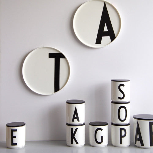 Assiette en porcelaine personnelle (AZ) par Design Letters