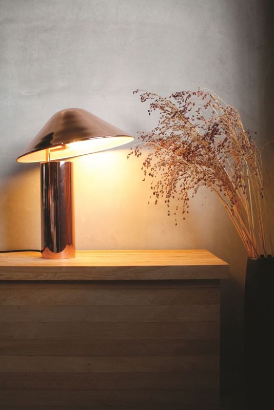 Lampe de table simple Damo par Seed Design