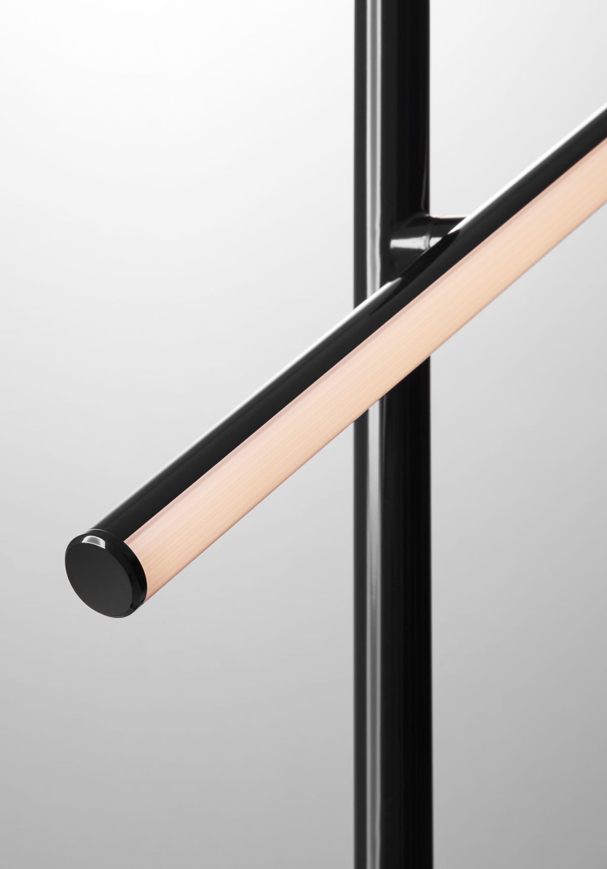 Lampadaire Lisa par Seed Design