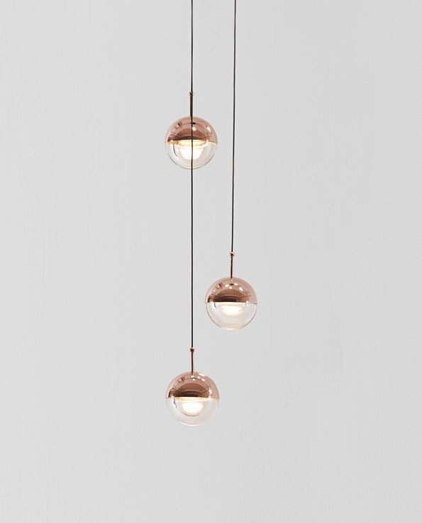 Suspension Dora P3 par Seed Design