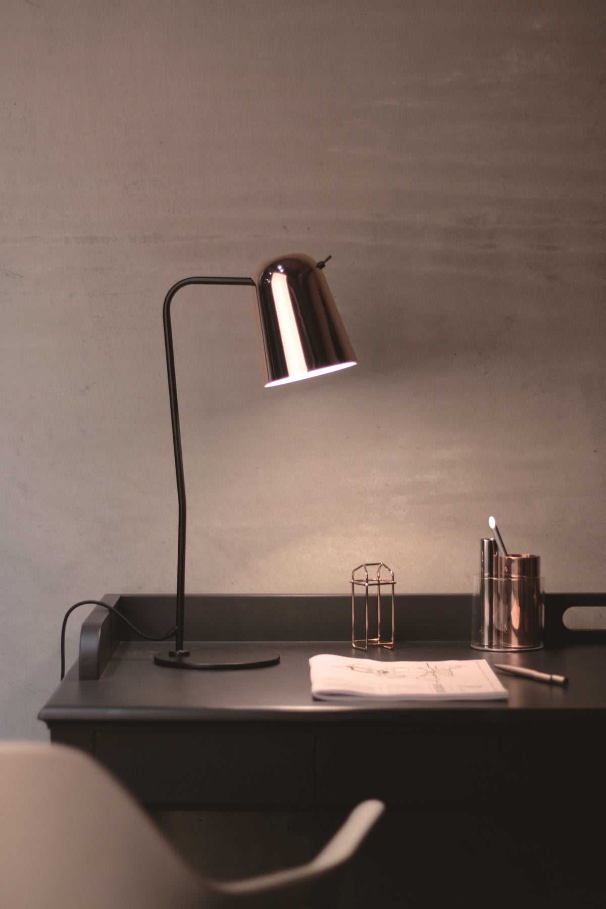 Lampe de table Dobi par Seed Design 