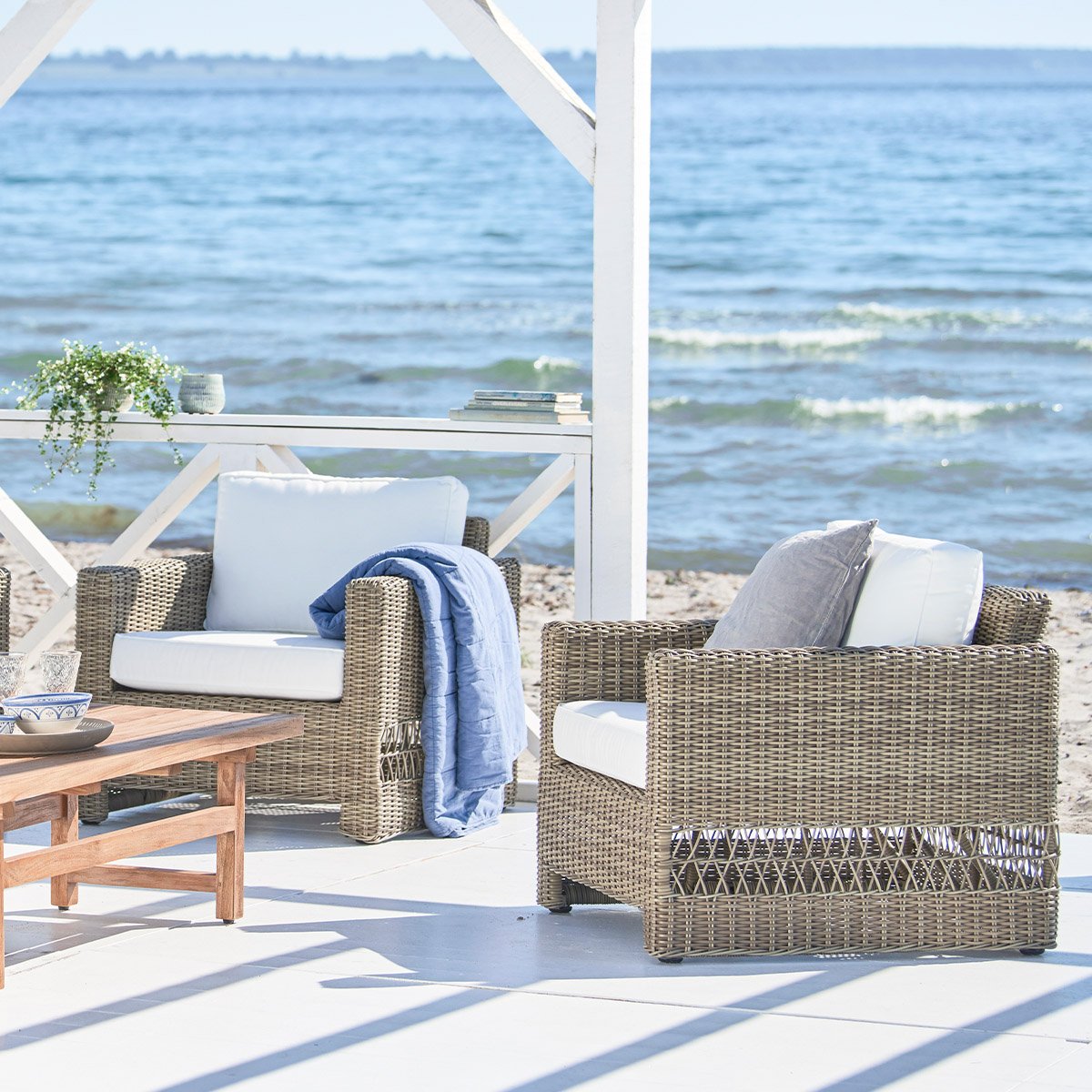 Carrie Lounge Chair by Sika