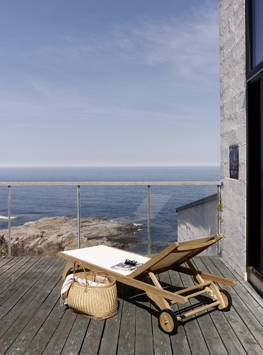 Columbus Sun Bed by Skagerak by Fritz Hansen