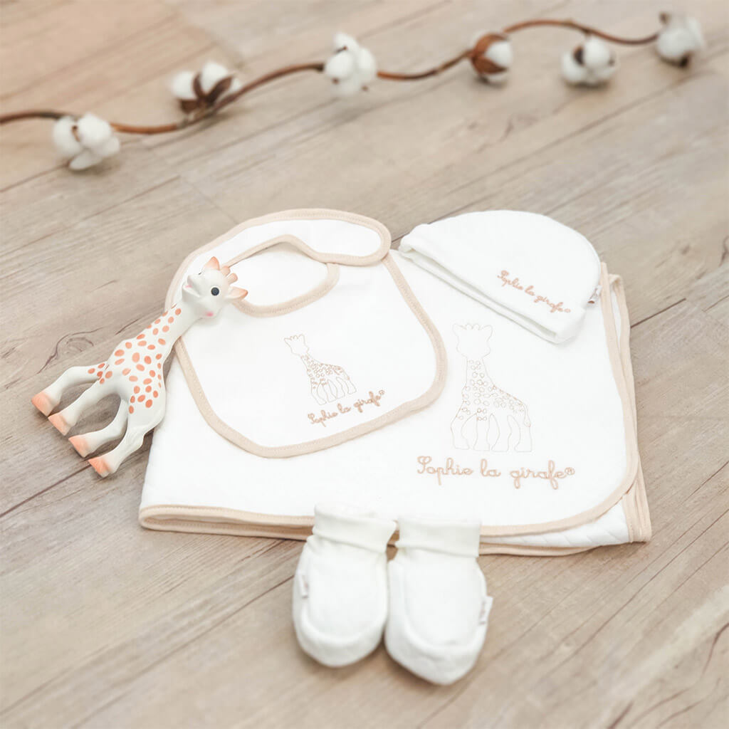 My Birth Outfit by Sophie La Girafe