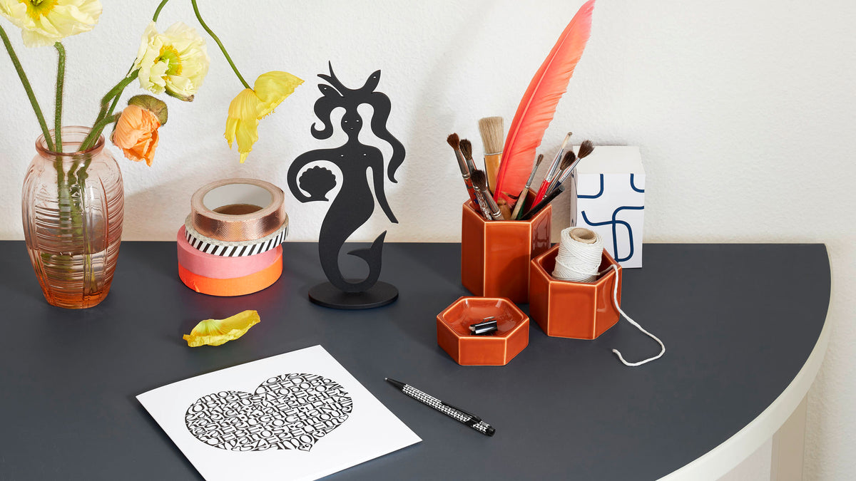 Silhouettes by Vitra